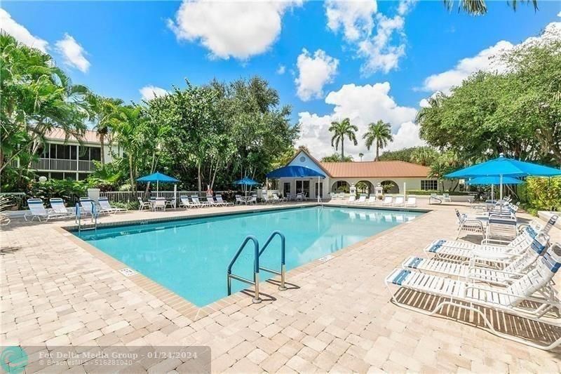 3100 N Palm Aire Drive, Unit 304, Pompano Beach, FL 33069 Photo