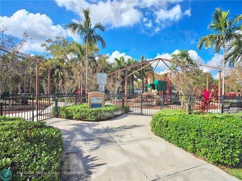 3100 N Palm Aire Drive, Unit 304, Pompano Beach, FL 33069 Photo