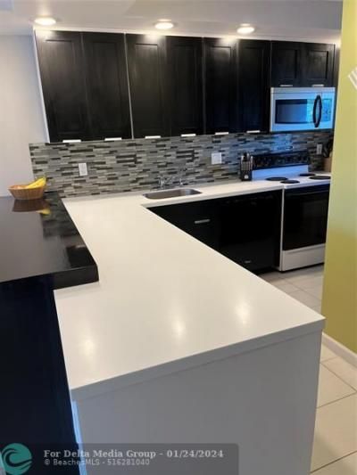 3100 N Palm Aire Drive, Unit 304, Pompano Beach, FL 33069 Photo