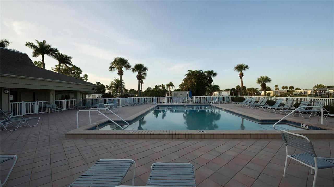 239 Estrada, North Port, FL 34287 Photo