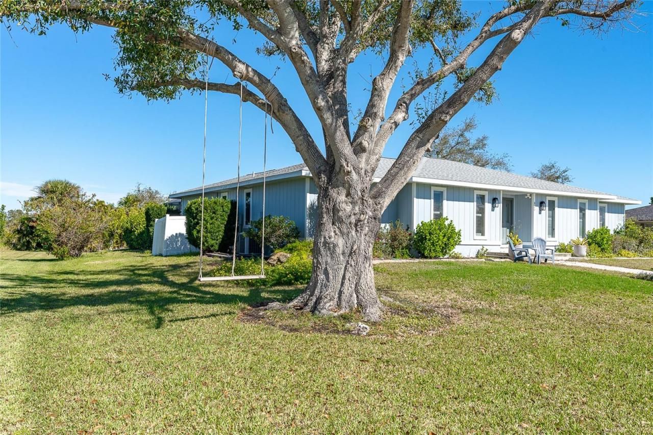 320 Anchor Row, Placida, FL 33946 Photo