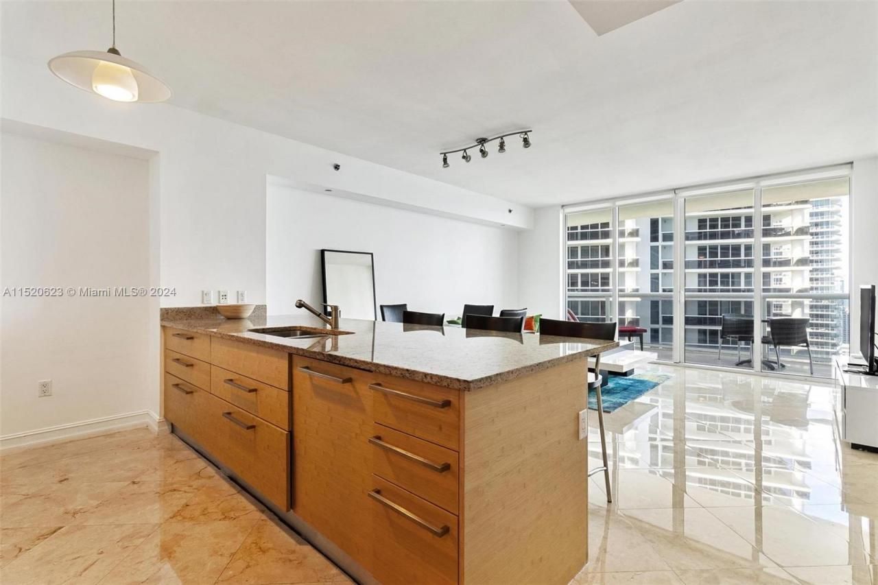 1830 S Ocean Dr, Unit 3809, Hallandale Beach, FL 33009 Photo