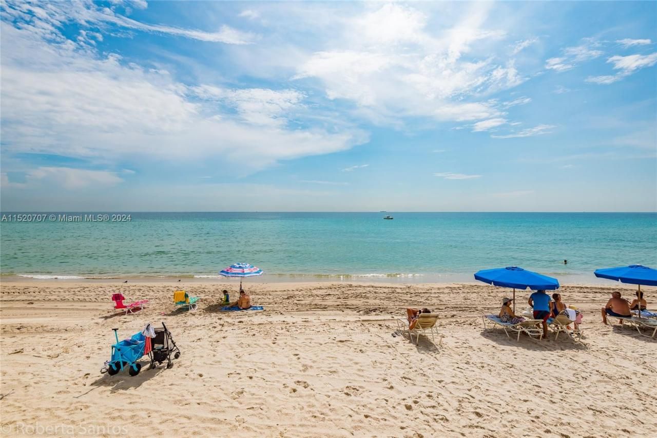 3180 S Ocean Dr, Unit 422, Hallandale Beach, FL 33009 Photo