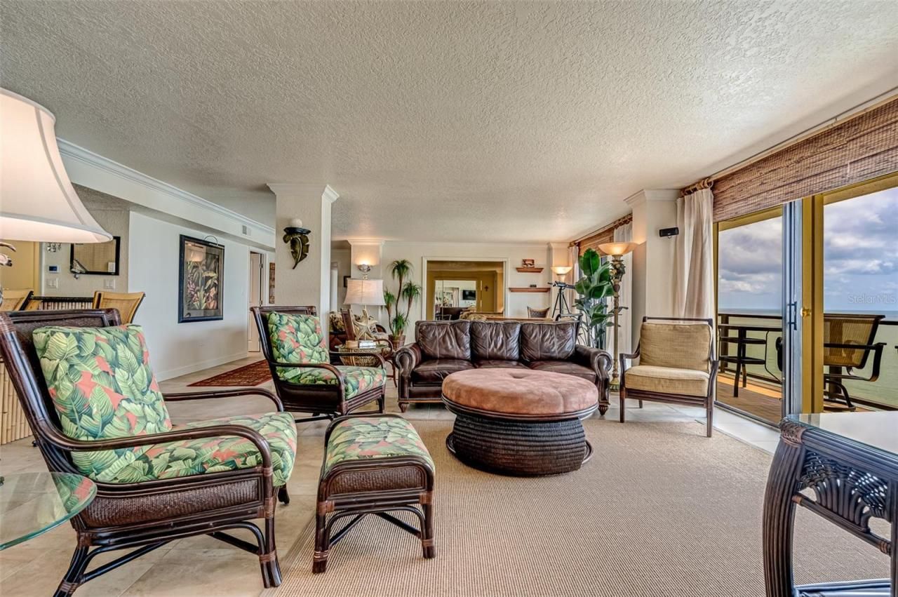 450 S Gulfview Boulevard, Unit 1702, Clearwater, FL 33767 Photo