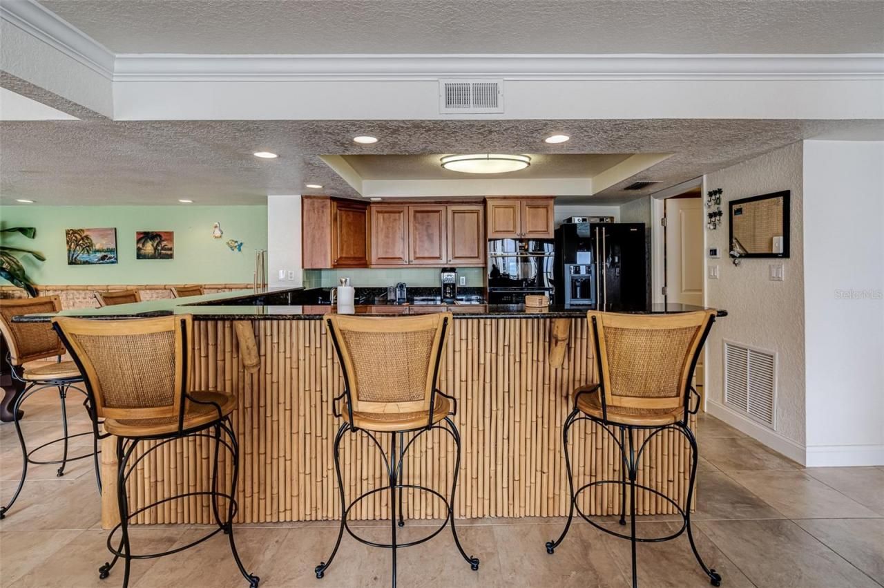 450 S Gulfview Boulevard, Unit 1702, Clearwater, FL 33767 Photo