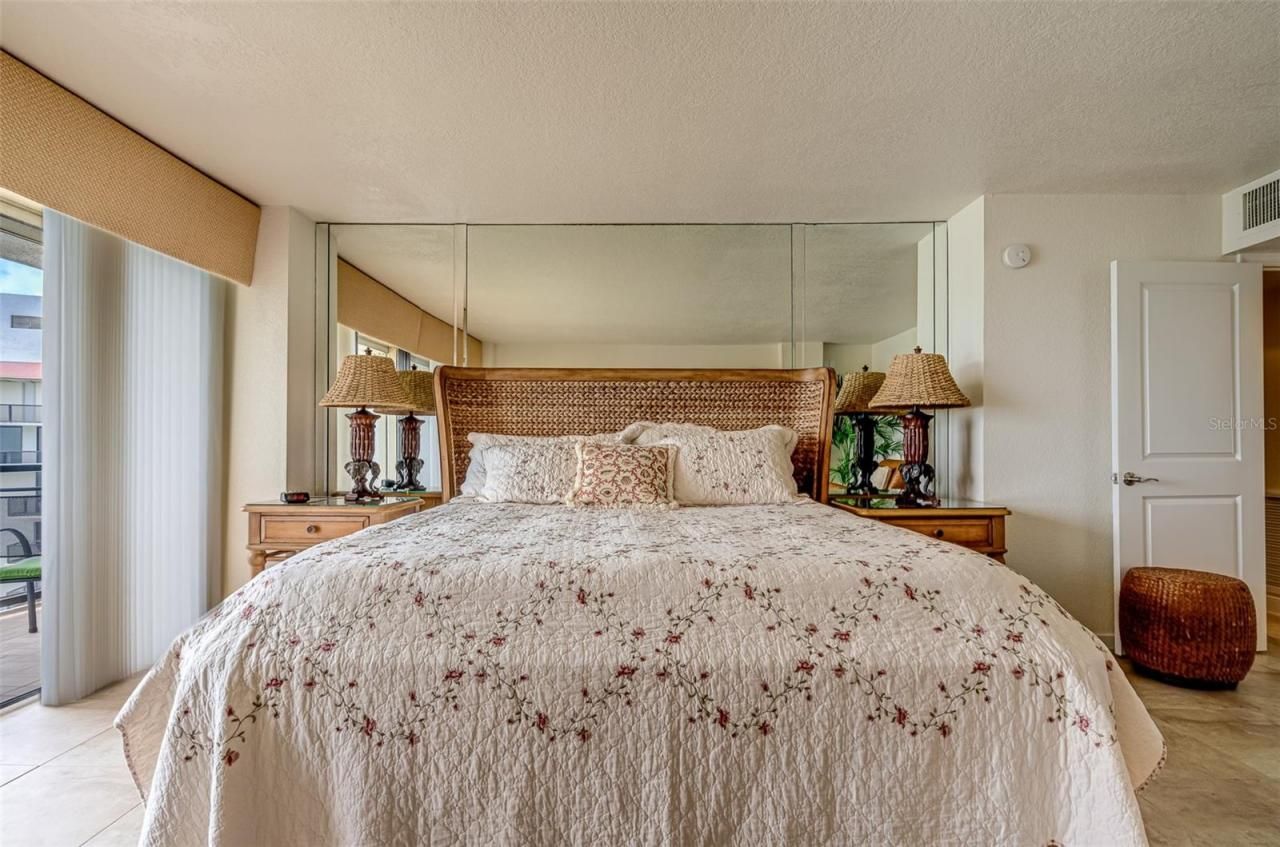 450 S Gulfview Boulevard, Unit 1702, Clearwater, FL 33767 Photo