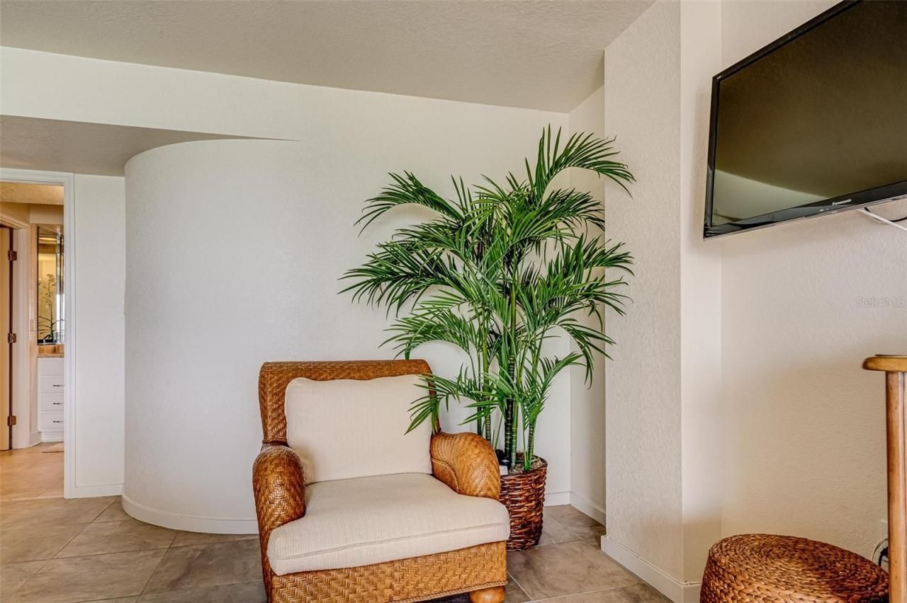 450 S Gulfview Boulevard, Unit 1702, Clearwater, FL 33767 Photo