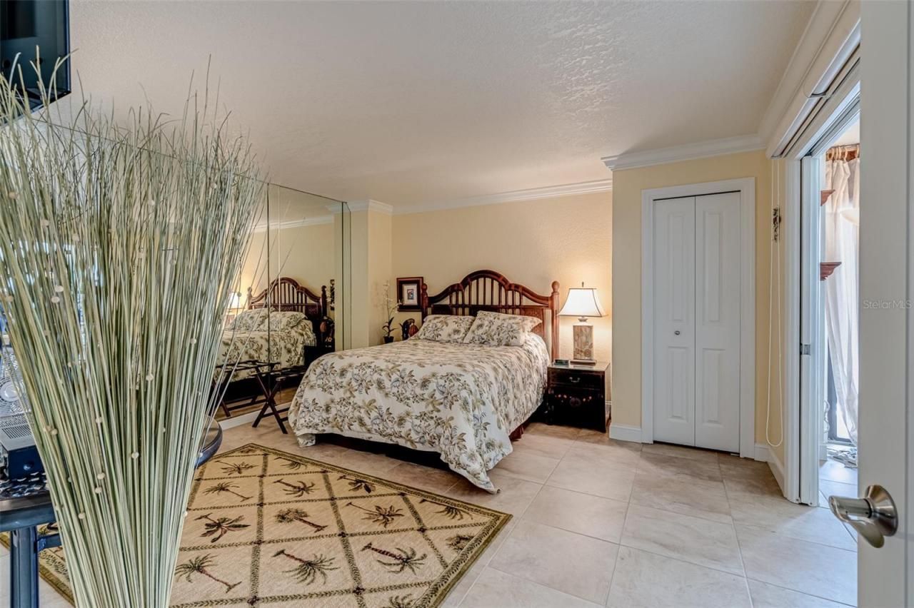 450 S Gulfview Boulevard, Unit 1702, Clearwater, FL 33767 Photo
