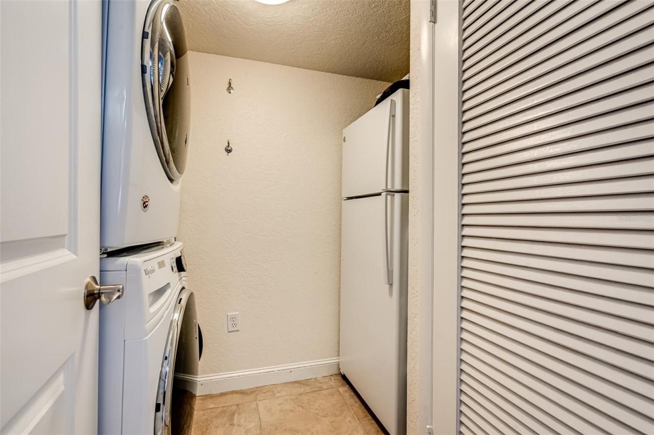 450 S Gulfview Boulevard, Unit 1702, Clearwater, FL 33767 Photo