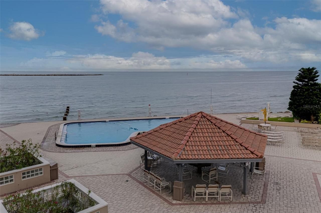 450 S Gulfview Boulevard, Unit 1702, Clearwater, FL 33767 Photo