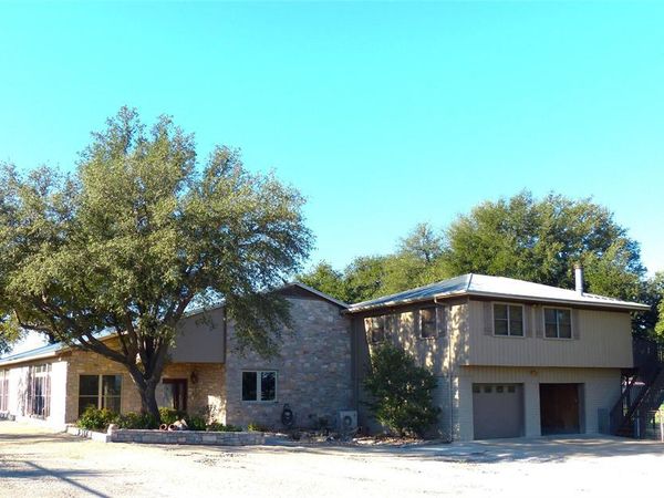 820 Mason, Brady, TX 76825