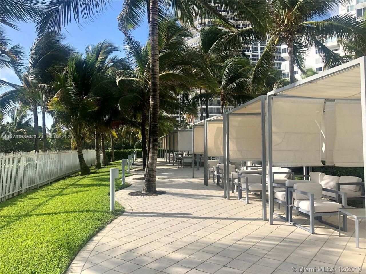 10275 Collins Ave, Unit 230, Bal Harbour, FL 33154 Photo