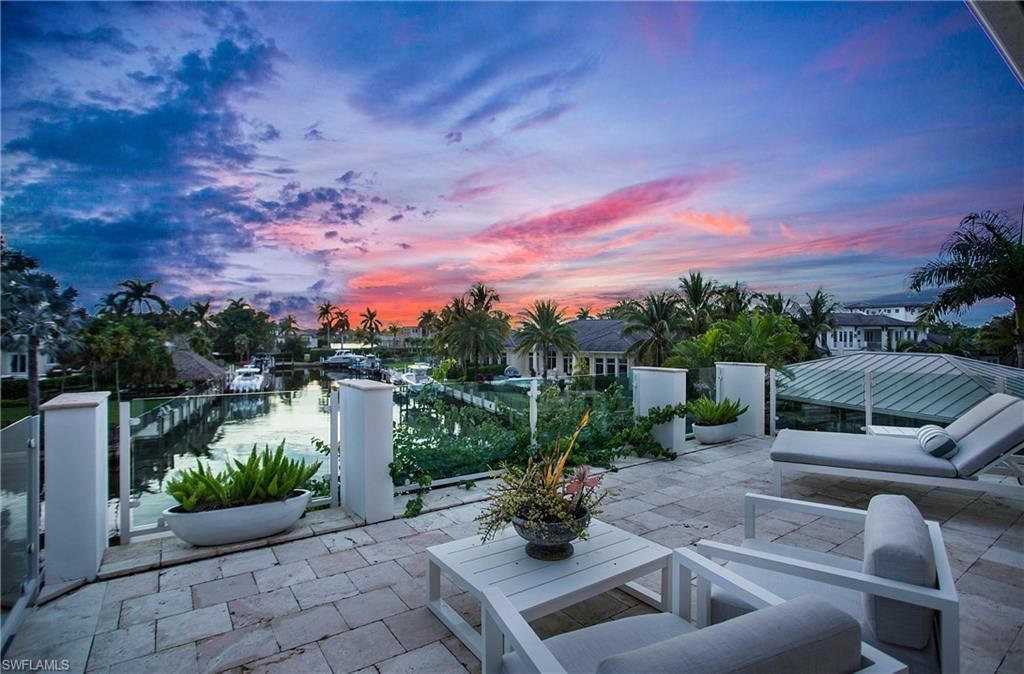 2290 Tarpon Rd, Naples, FL 34102 Photo