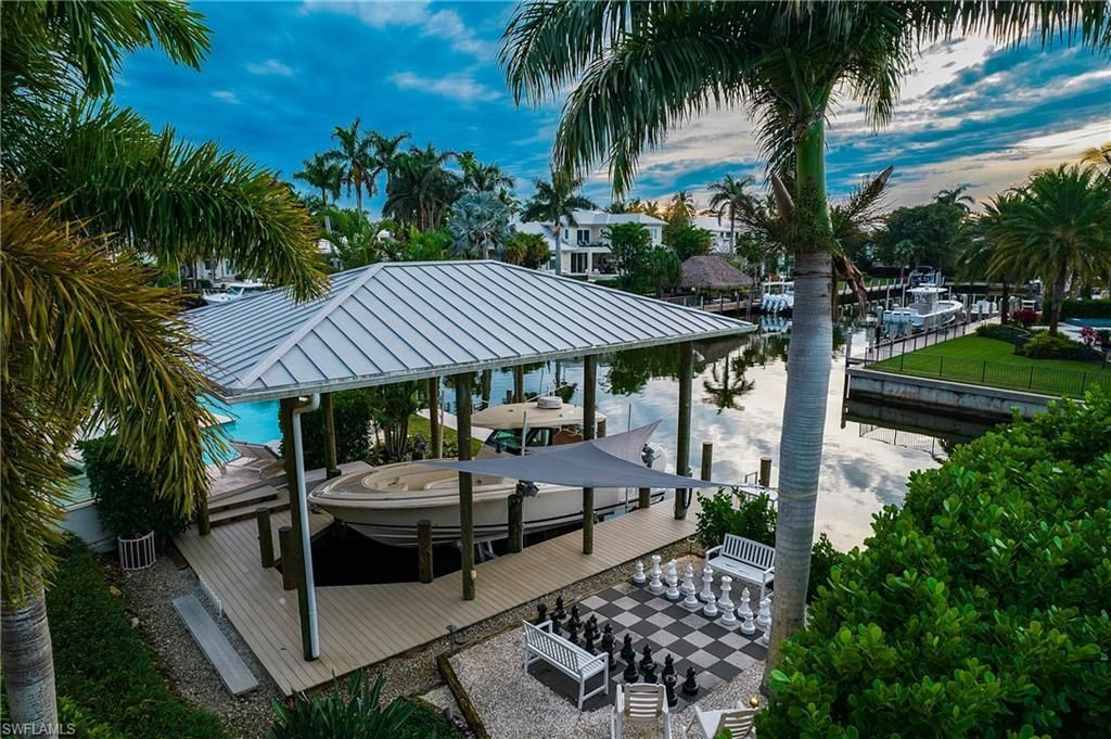 2290 Tarpon Rd, Naples, FL 34102 Photo