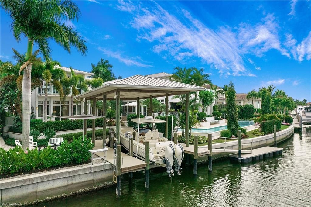 2290 Tarpon Rd, Naples, FL 34102 Photo