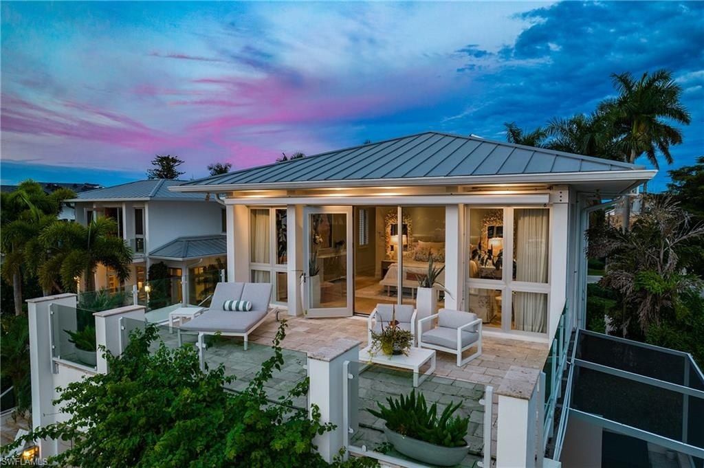 2290 Tarpon Rd, Naples, FL 34102 Photo