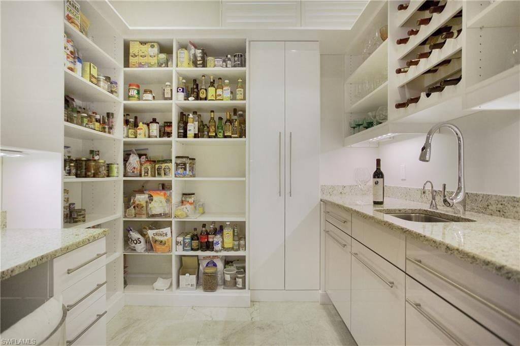 2290 Tarpon Rd, Naples, FL 34102 Photo