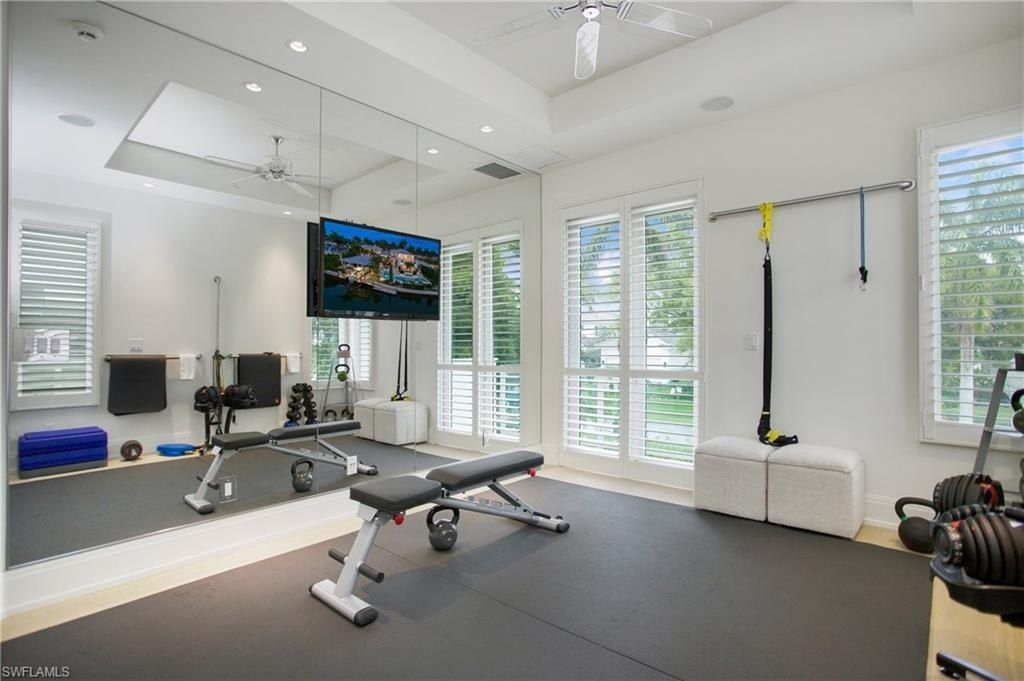 2290 Tarpon Rd, Naples, FL 34102 Photo