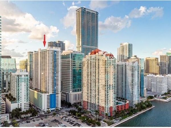 1200 Brickell Bay Dr, Unit 1915, Miami, FL 33131