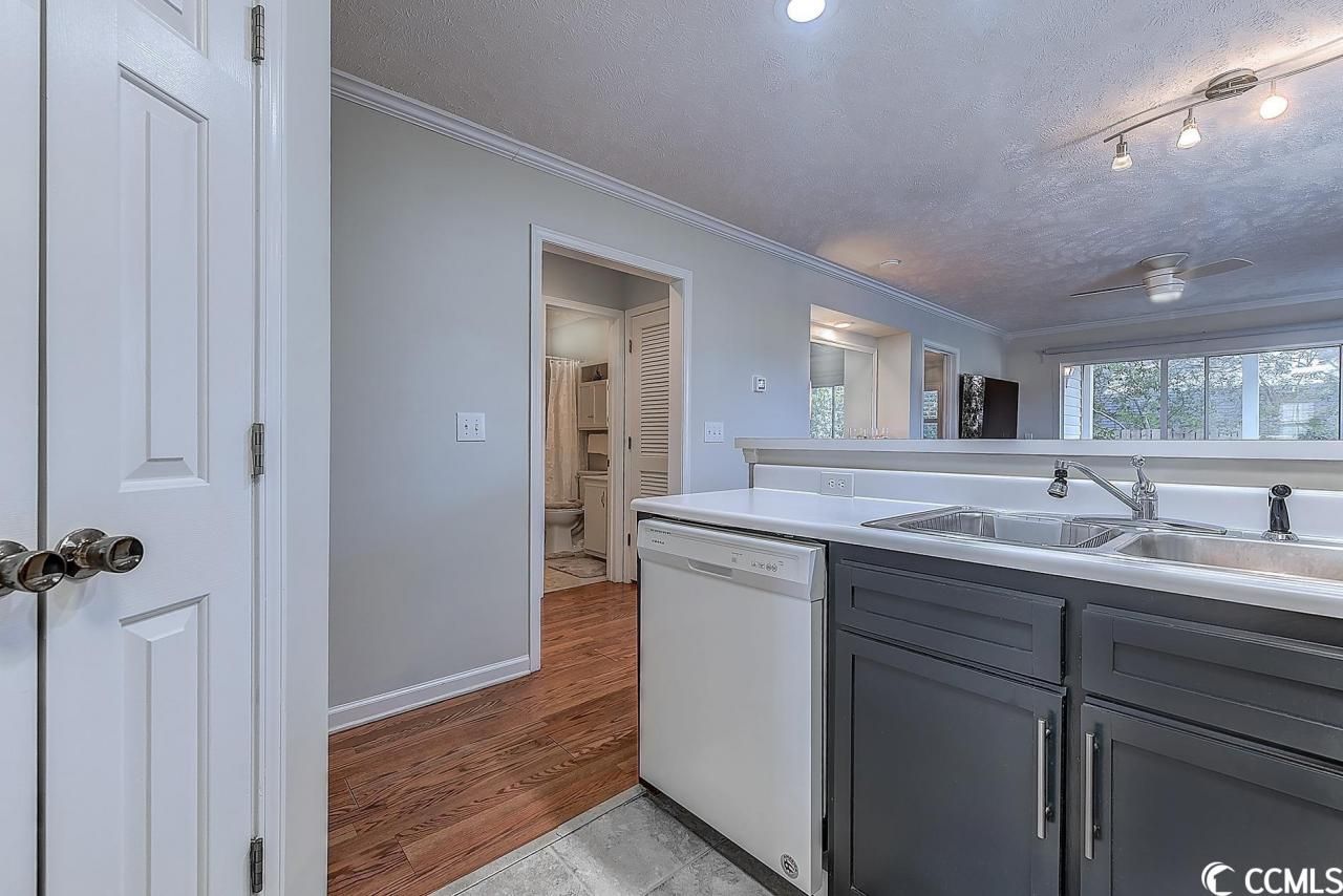 9550 Dunes Gable Dr. Photo 28