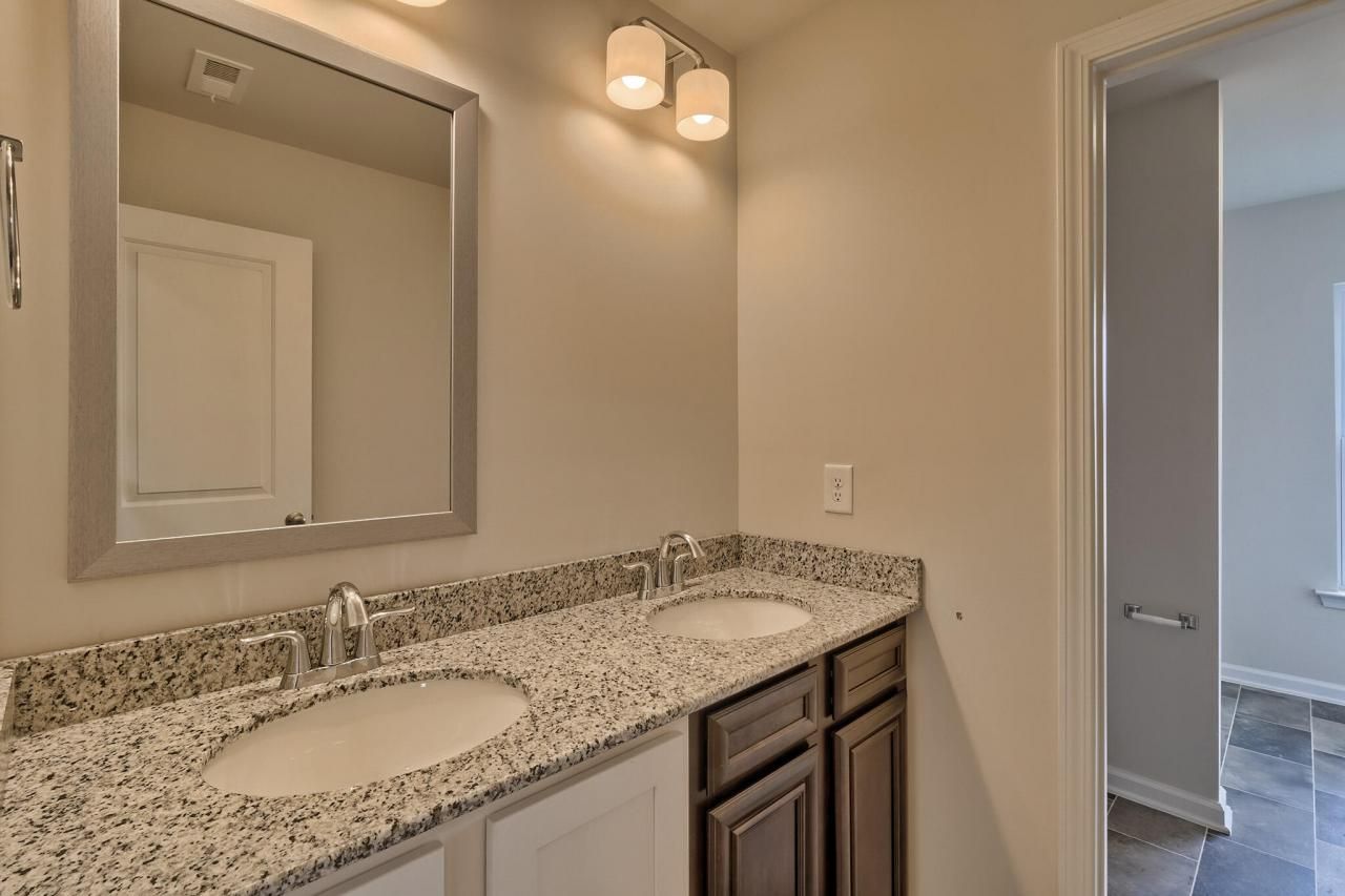 427 Olive Grouse Lane Photo 32