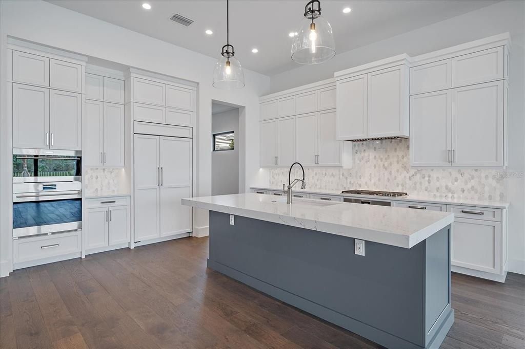 3739 Caledonia Lane, Sarasota, FL 34240 Photo