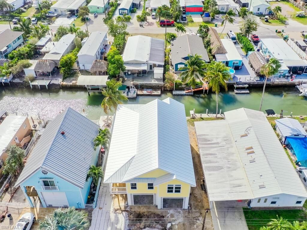 542 Coconut Ave, Goodland, FL 34140 Photo