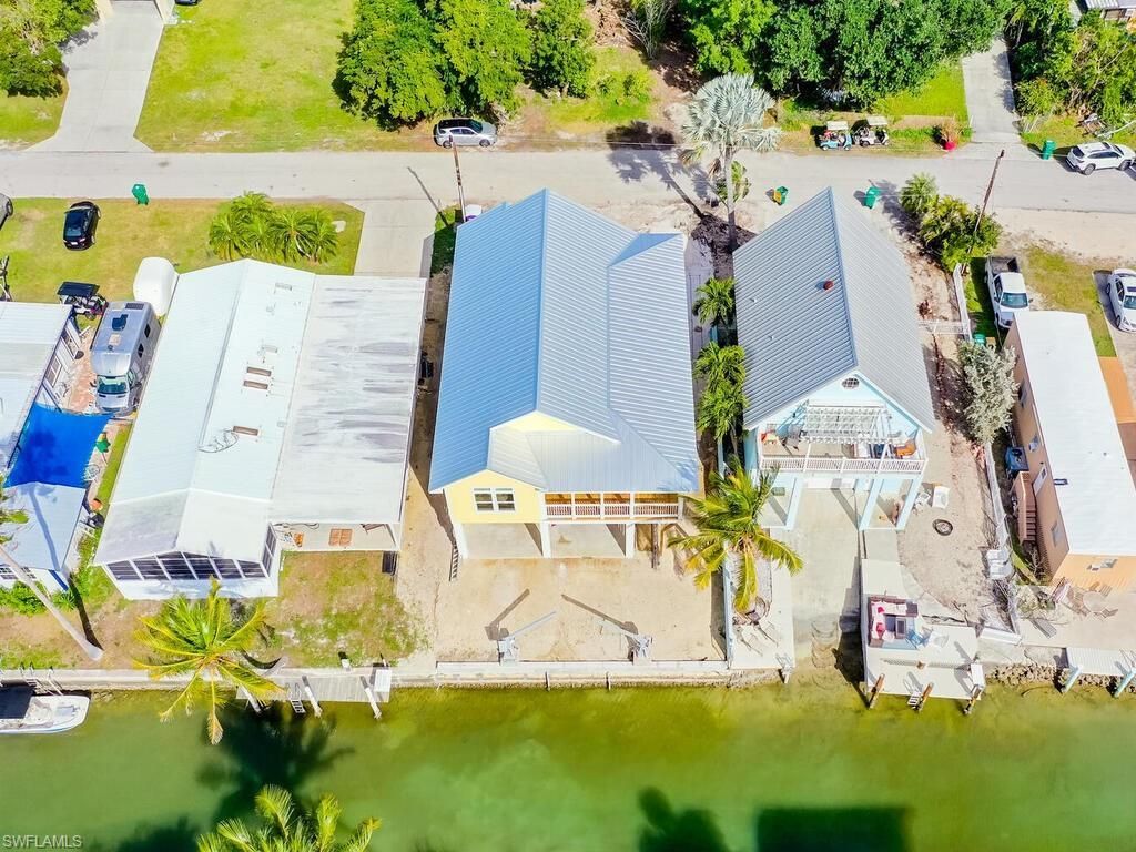 542 Coconut Ave, Goodland, FL 34140 Photo