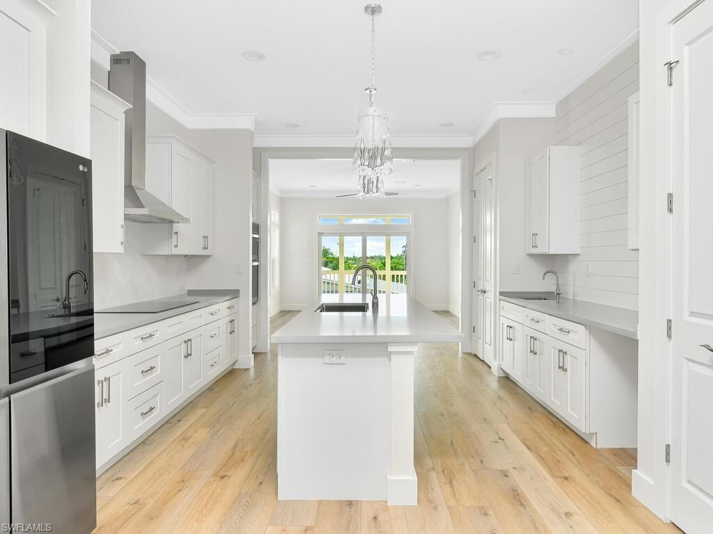 542 Coconut Ave, Goodland, FL 34140 Photo