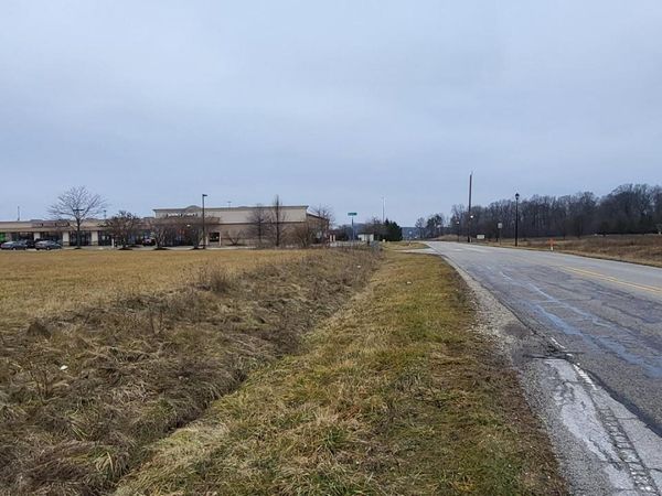 Walmart Drive, Huntington, IN 46750