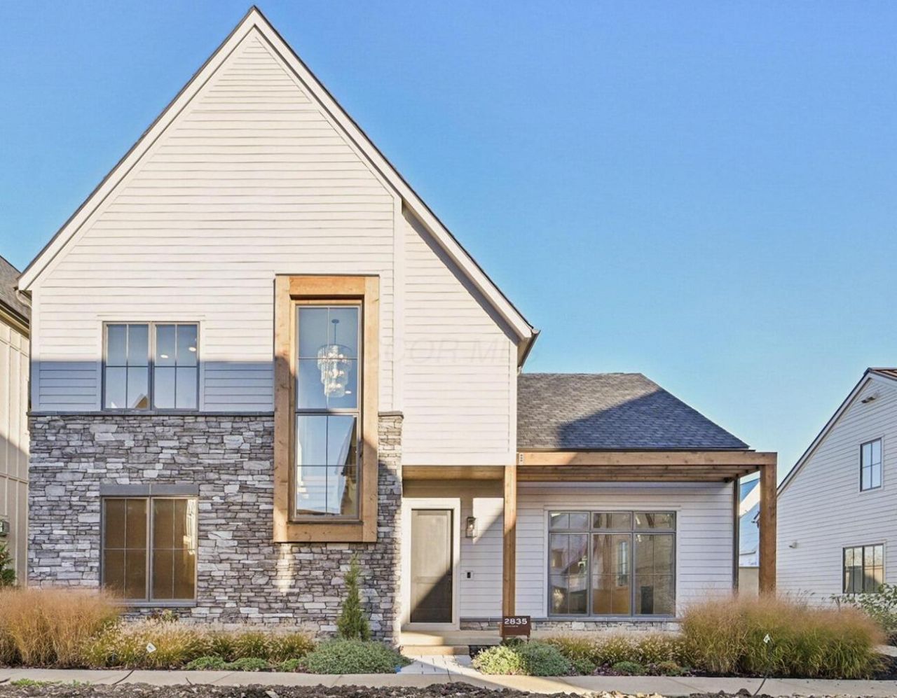 2835 Katmai Drive, Columbus, OH 43228 Main Photo