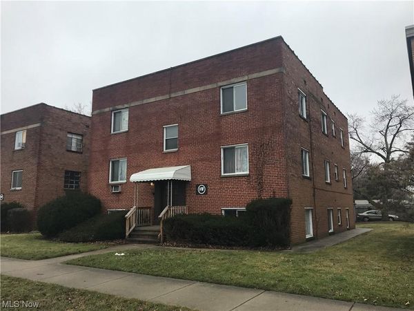 4160-4166 Ridge Road, Brooklyn, OH 44144