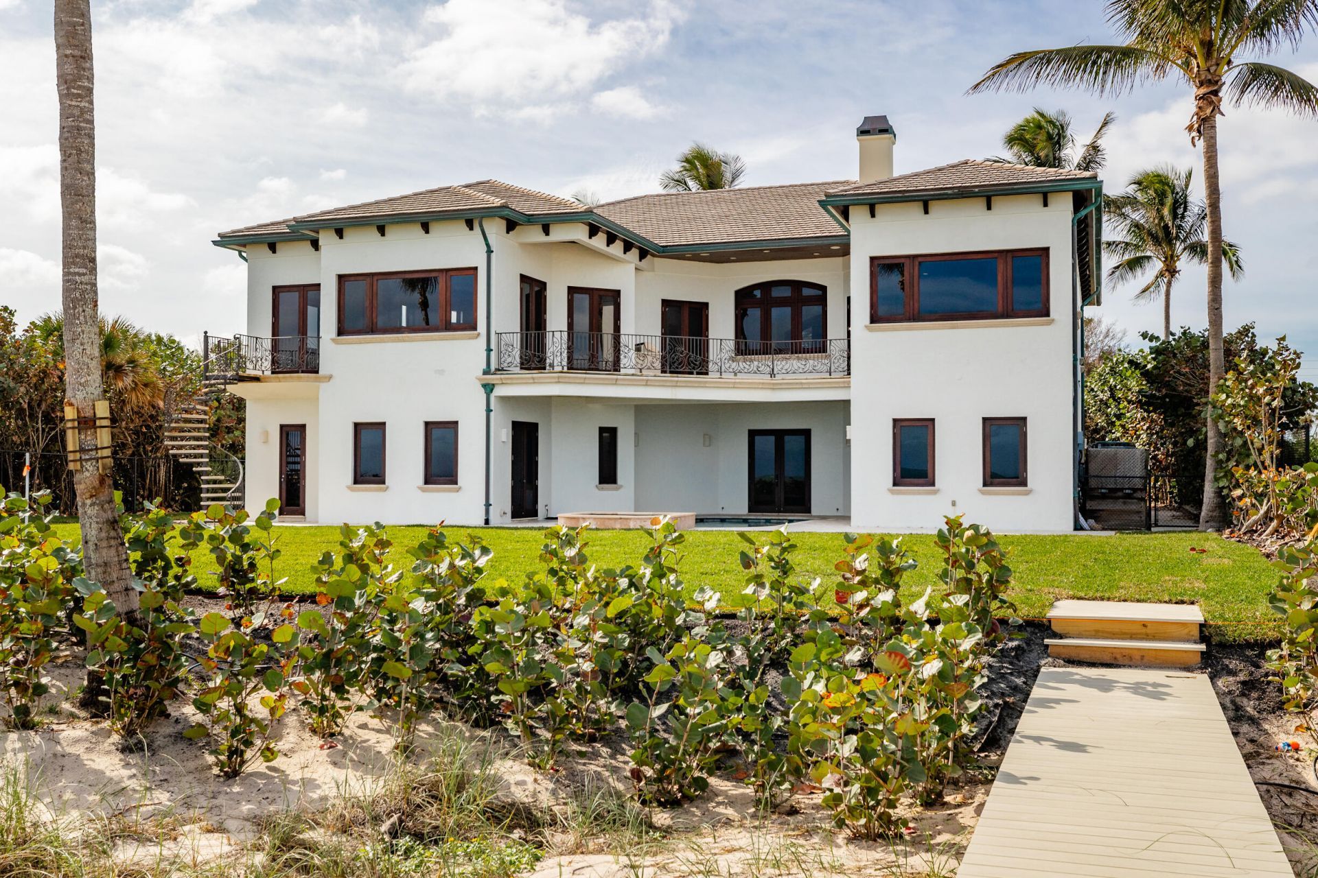 6722 N Highway A1a, Hutchinson Island, FL 34949 Photo