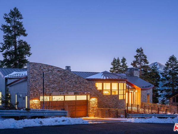 37 Bridges Lane, Mammoth Lakes, CA 93546