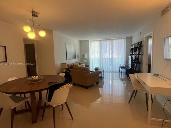 3801 S OCEAN DR, Unit 15V, Hollywood, FL 33019