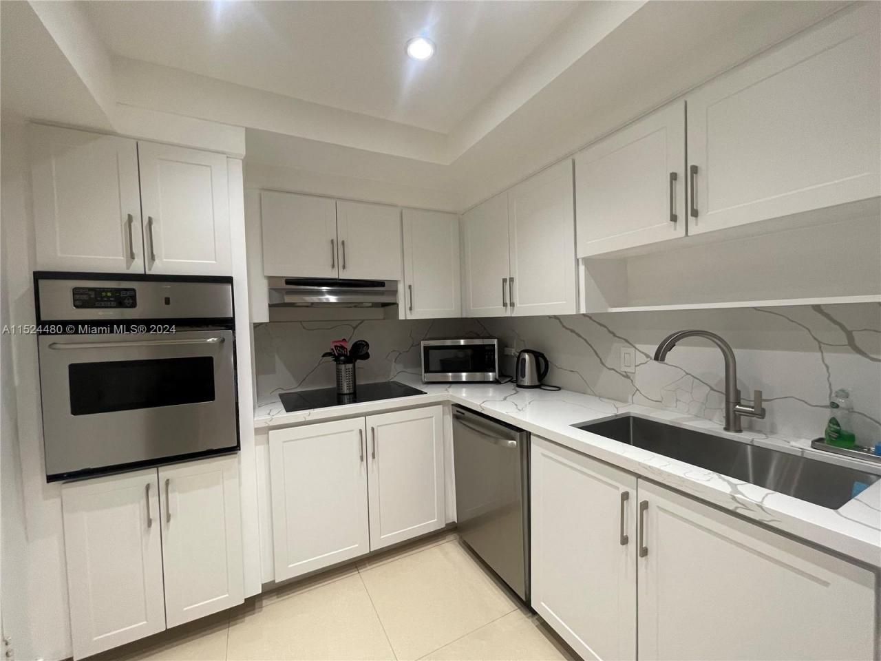 3801 S Ocean Dr, Unit 15V, Hollywood, FL 33019 Photo