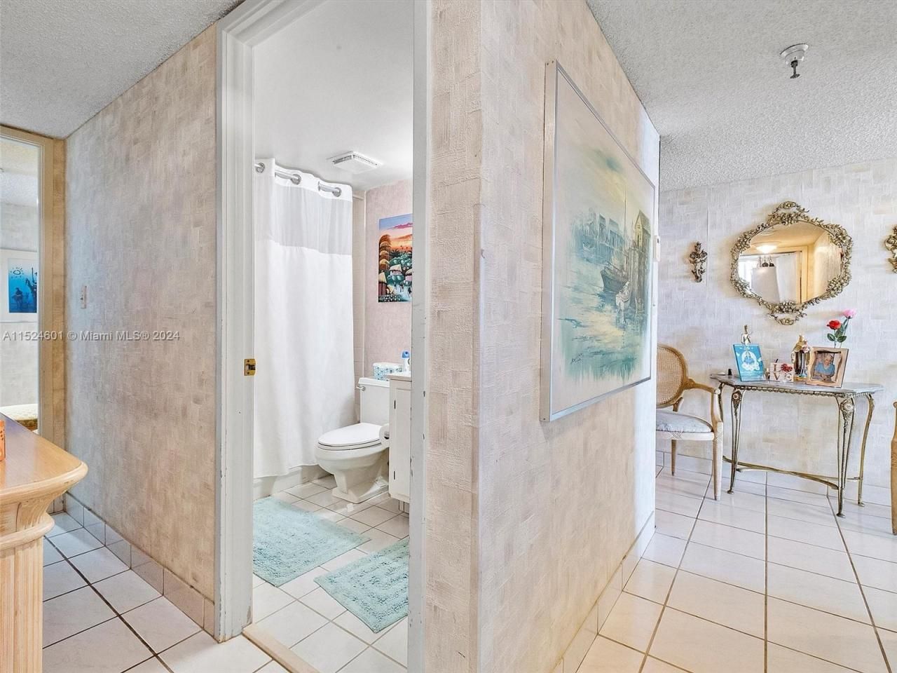 290 174th St, Unit 1809, Sunny Isles Beach, FL 33160 Photo