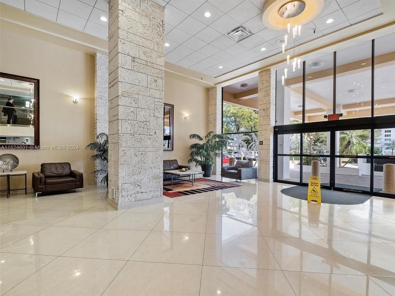 290 174th St, Unit 1809, Sunny Isles Beach, FL 33160 Photo