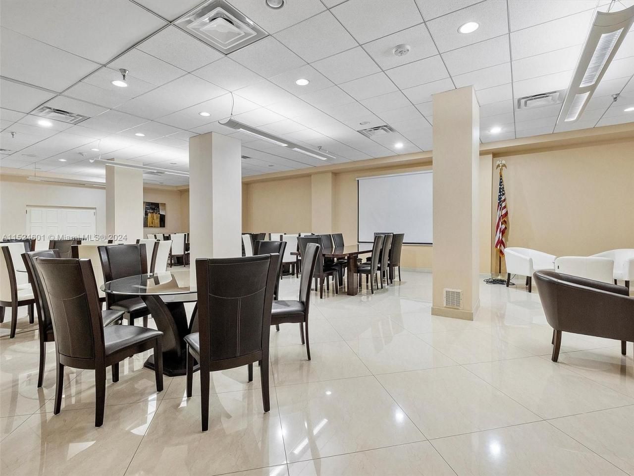 290 174th St, Unit 1809, Sunny Isles Beach, FL 33160 Photo