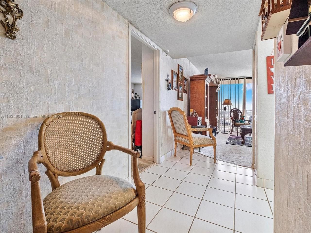 290 174th St, Unit 1809, Sunny Isles Beach, FL 33160 Photo