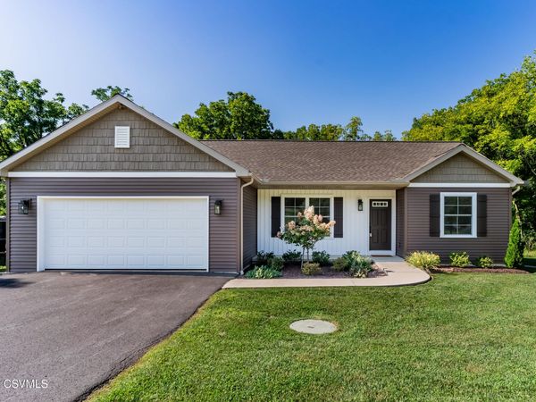 85 OLD COLONY Road, Selinsgrove, PA 17870