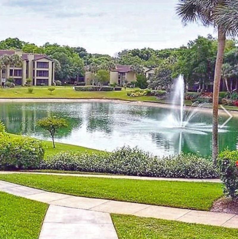 15 Escondido Court, Unit 148, Altamonte Springs, FL 32701 Photo