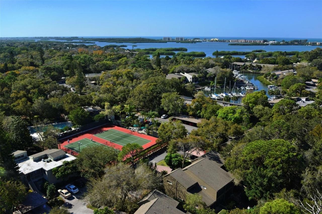 1601 Bayhouse Point Drive, Unit BA201, Sarasota, FL 34231 Photo