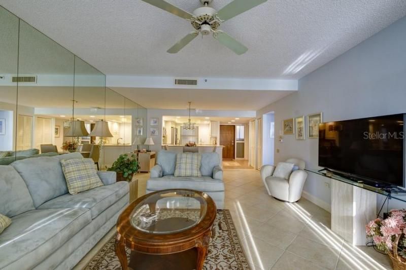2105 Gulf Of Mexico Drive, Unit 3404, Longboat Key, FL 34228 Photo