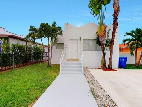 2915 SW 24 TE, Miami, FL 33145