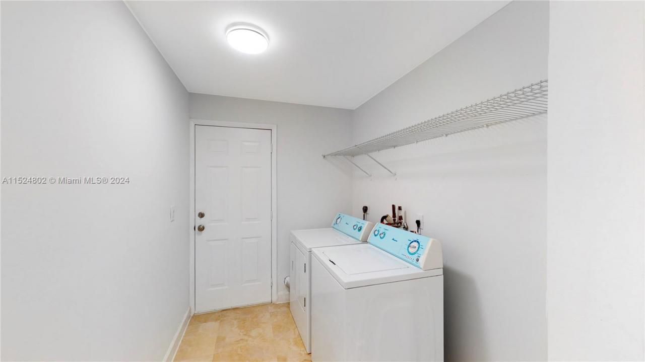 2915 SW 24 Te, Miami, FL 33145 Photo