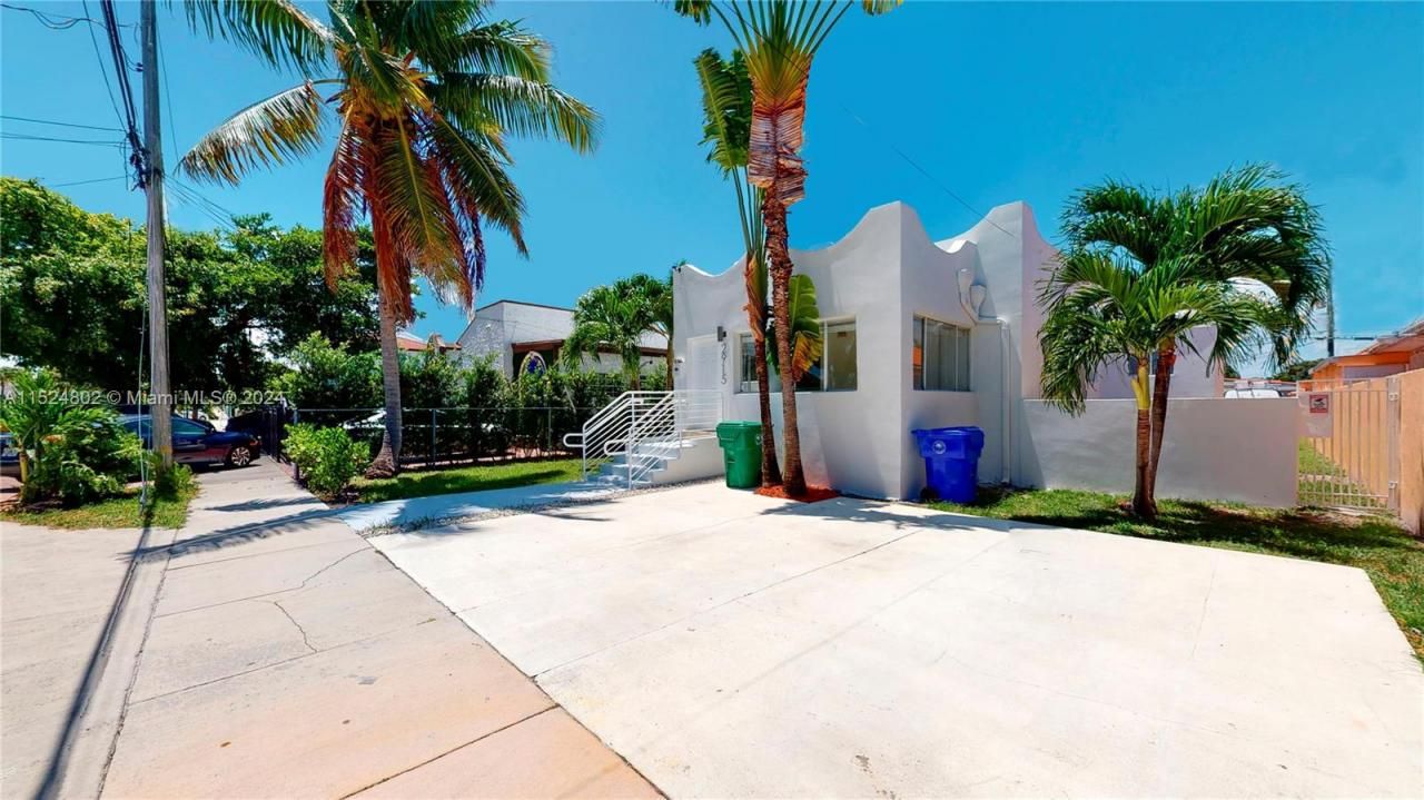 2915 SW 24 Te, Miami, FL 33145 Photo