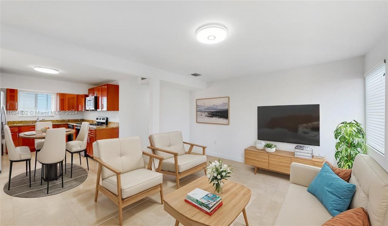 2915 SW 24 Te, Miami, FL 33145 Photo