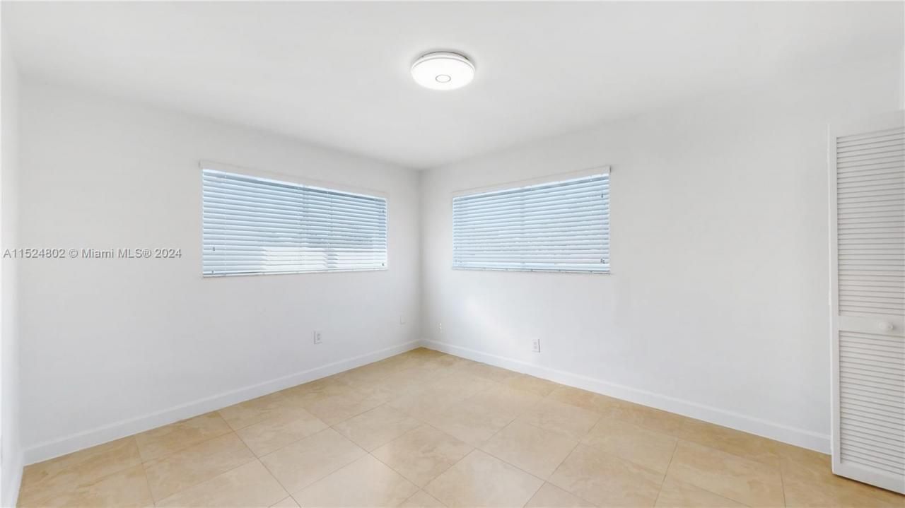 2915 SW 24 Te, Miami, FL 33145 Photo