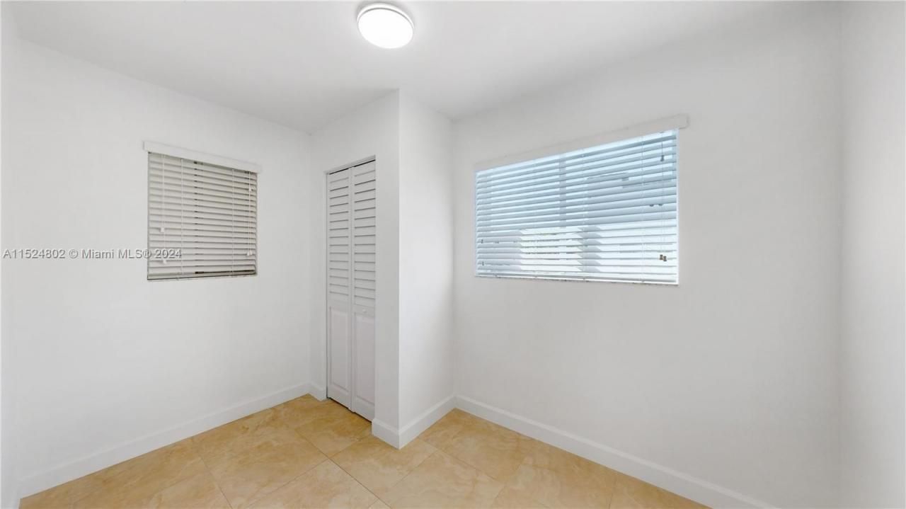 2915 SW 24 Te, Miami, FL 33145 Photo